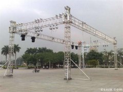 <b>搭建现场</b>